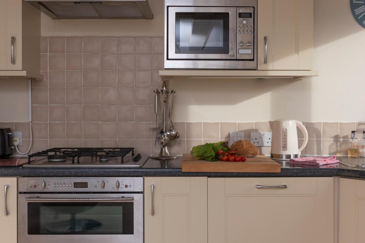 Waves Apartment, St Ives Luaran gambar