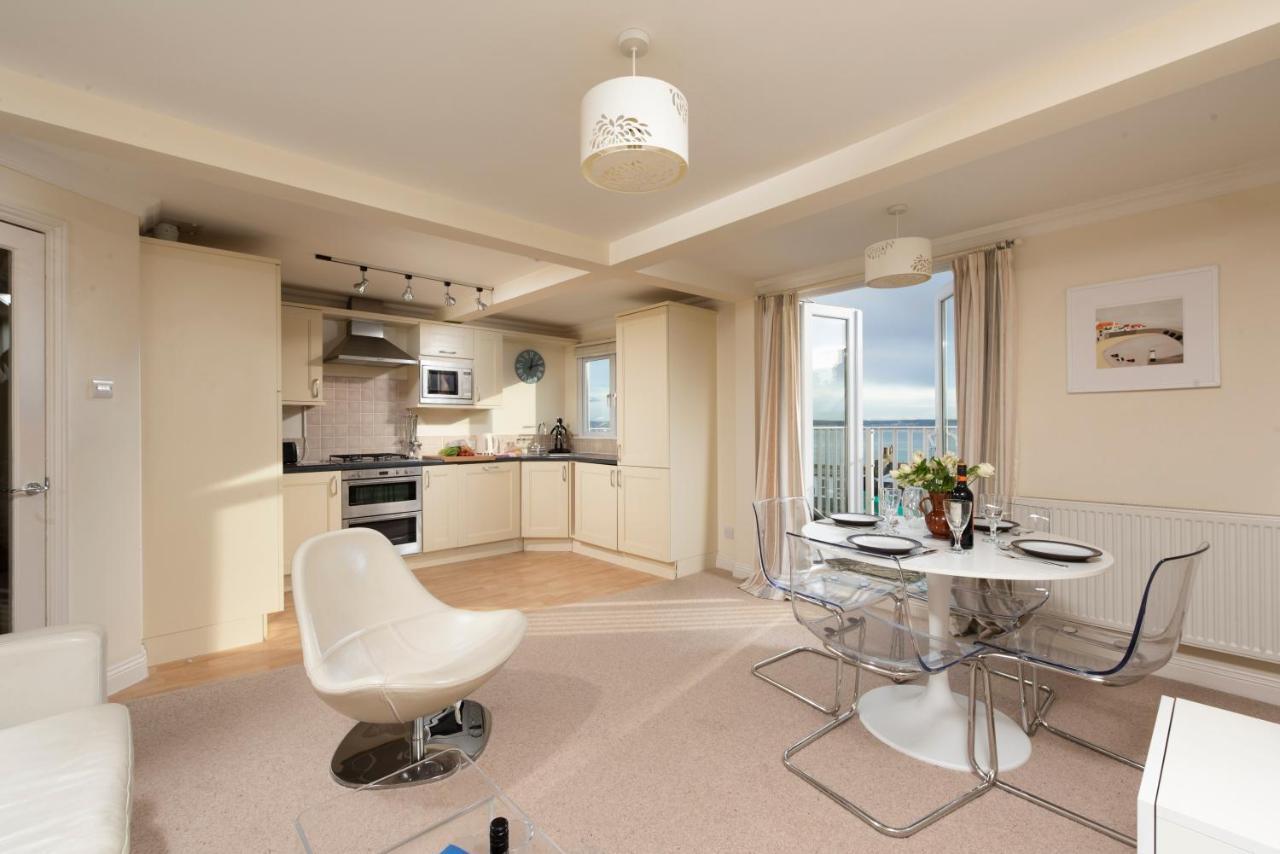 Waves Apartment, St Ives Luaran gambar