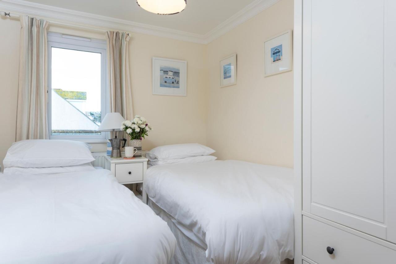 Waves Apartment, St Ives Luaran gambar